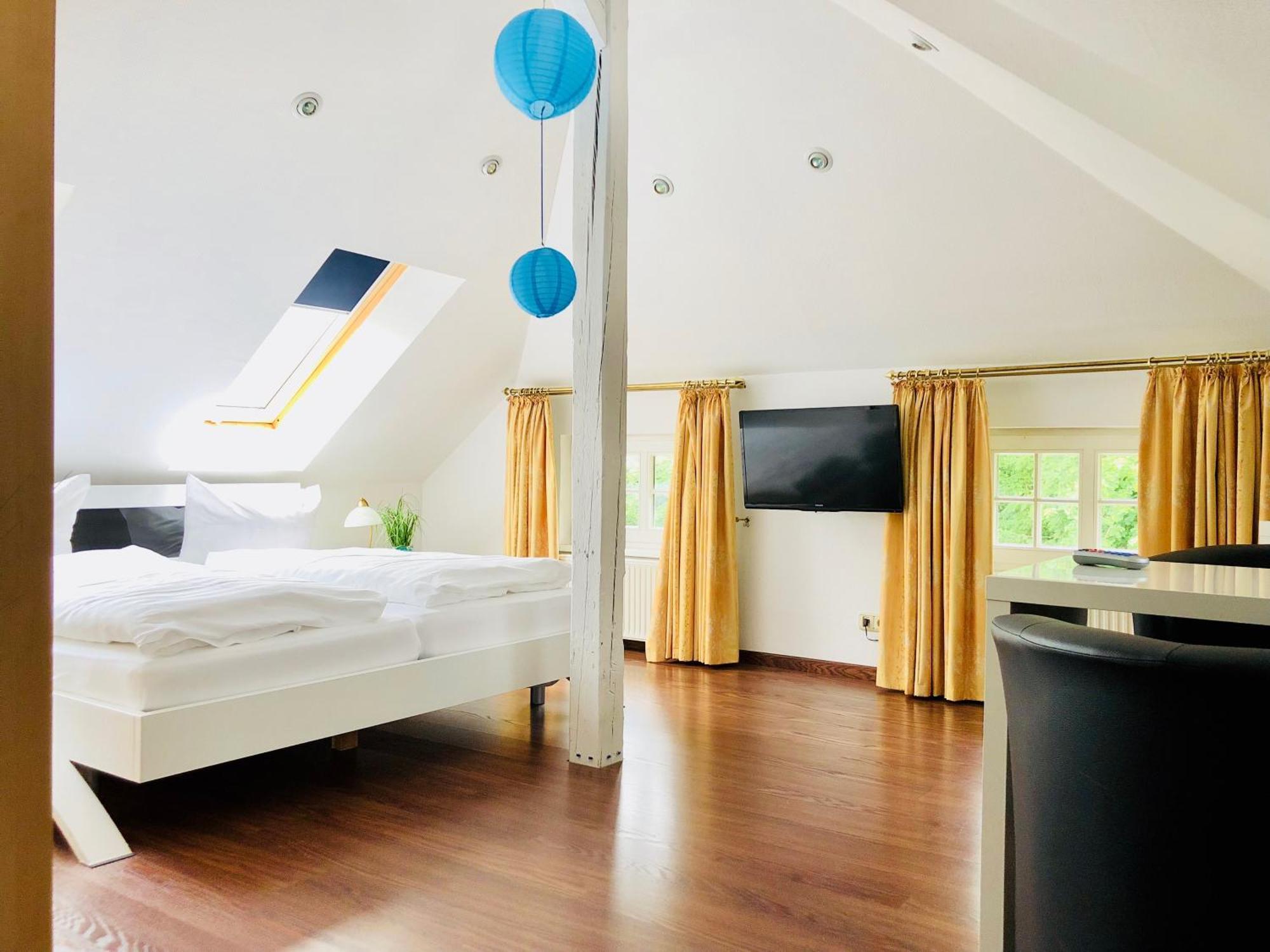 Hotel Waldhaus Oelper Braunschweig Esterno foto